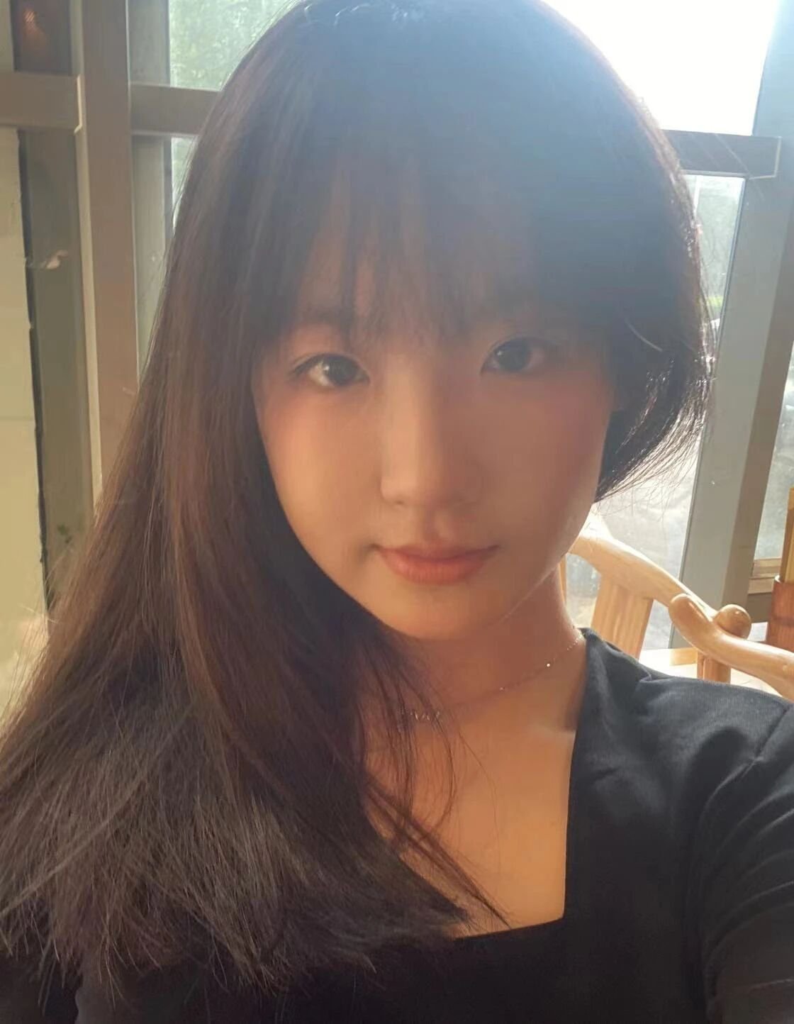 学员照片,女生近景(经授权展示)